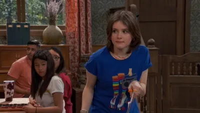 thumbnail - S7:E2 Workaversary Girl