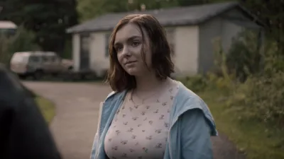 thumbnail - S2:E3 Ties that Bind