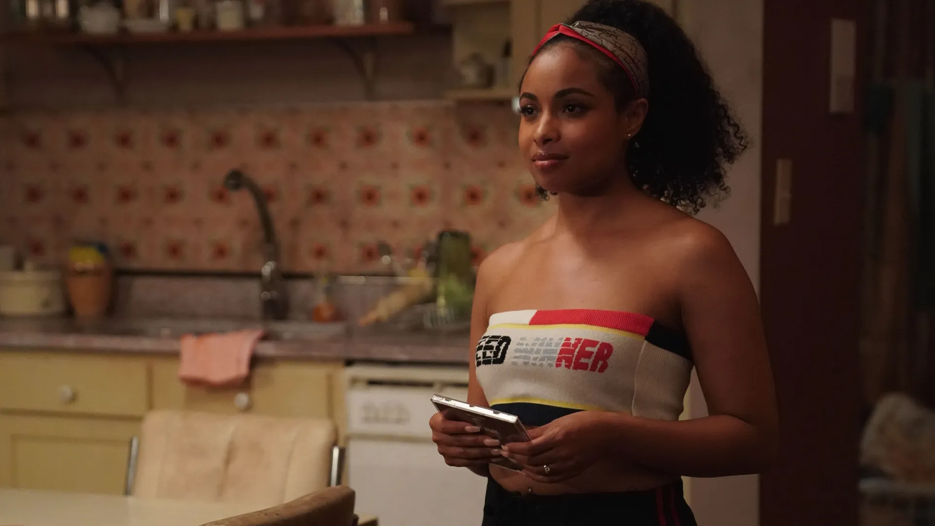 thumbnail - S4:E8 Love Jones