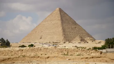 thumbnail - S5:E1 Khufu's Palace