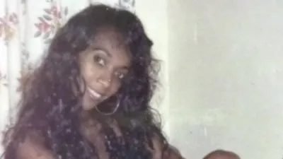 thumbnail - S3:E6 Off the Deep End