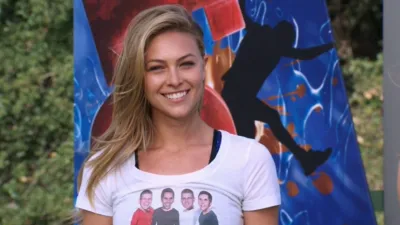 thumbnail - S7:E3 Hotties vs. Nerds 4.0