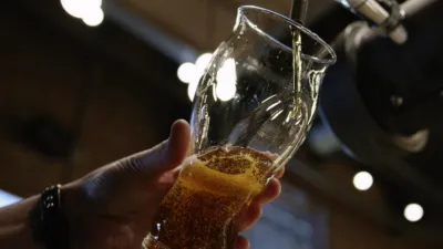 thumbnail - S1:E10 The Thirsty 80s