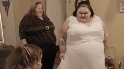 thumbnail - S3:E11 End of an Era