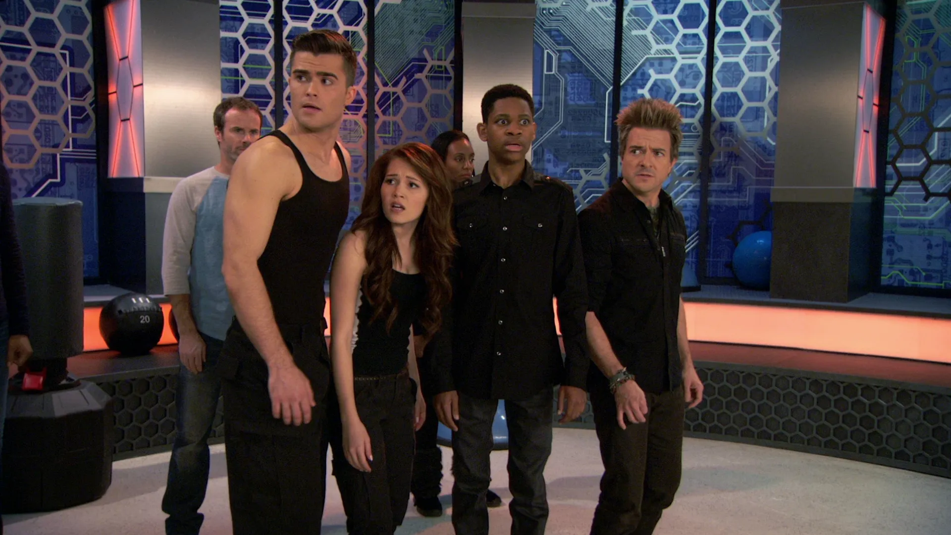 thumbnail - S4:E14 Bionic Action Hero: Part 2