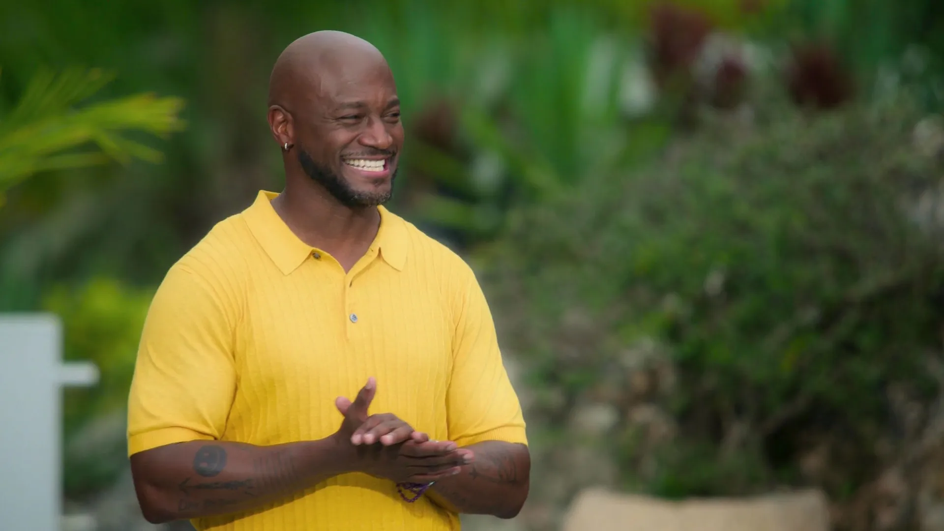 thumbnail - S1:E1 The Groove Hotel