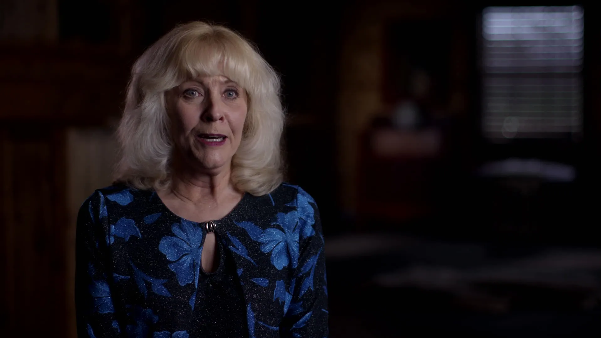 thumbnail - S1:E10 Death of a Yellow Rose