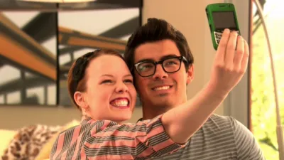 thumbnail - S2:E10 The Flirt Locker