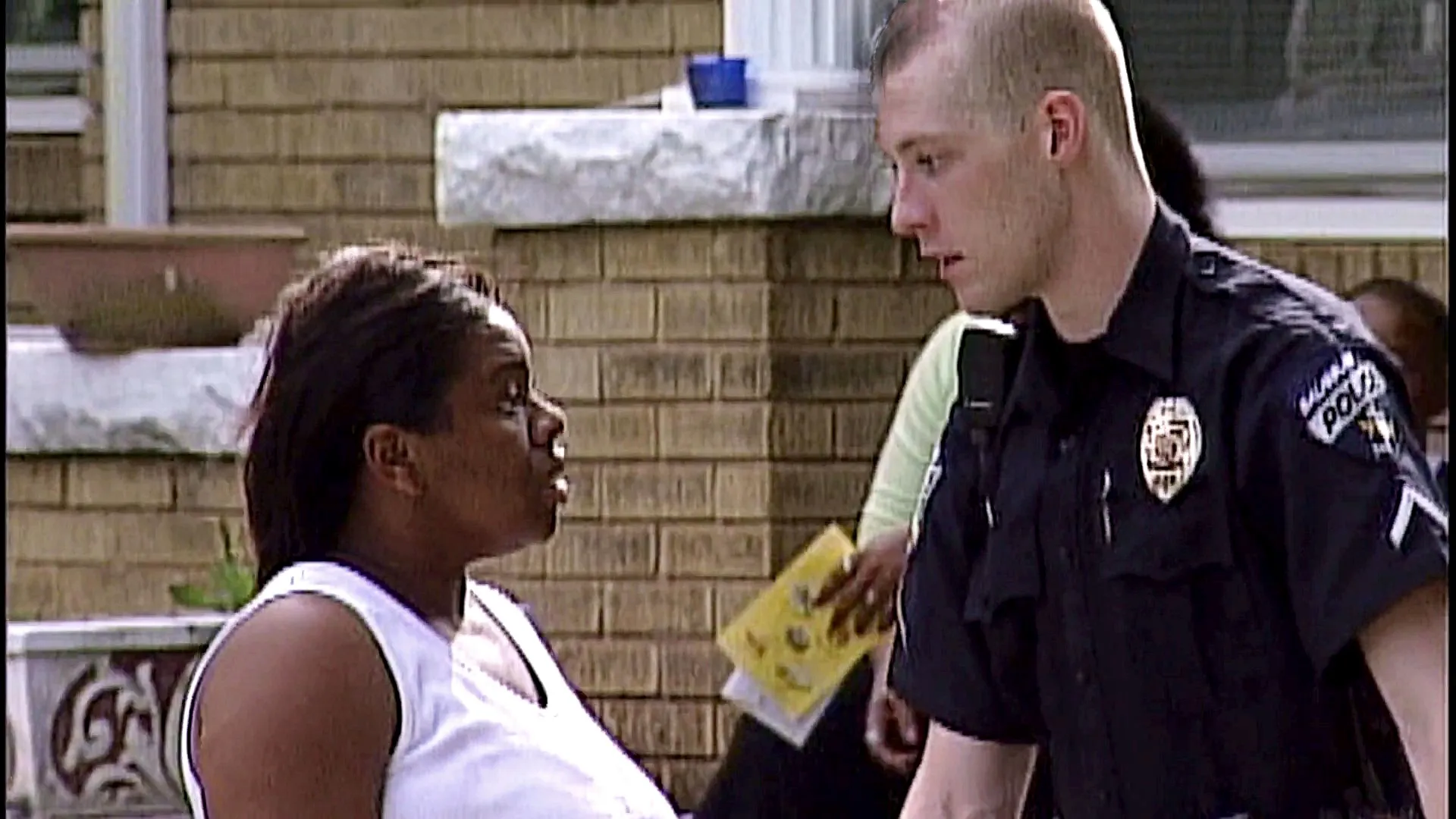 thumbnail - S2:E7 Skeletons in the Closet