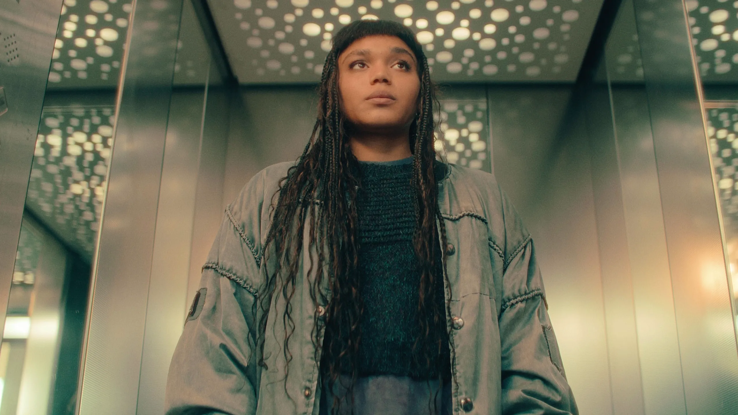 thumbnail - S1:E1 Nothing Special