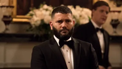 thumbnail - S7:E2 Pressing the Flesh