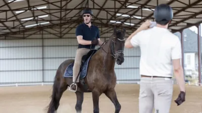 thumbnail - S1:E6 Far, Far Away