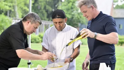 thumbnail - S1:E3 In the Drink