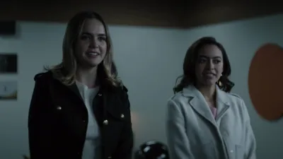 thumbnail - S3:E6 The Spider’s Net