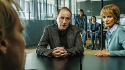 Kommissarin Lucas - Helden wie wir