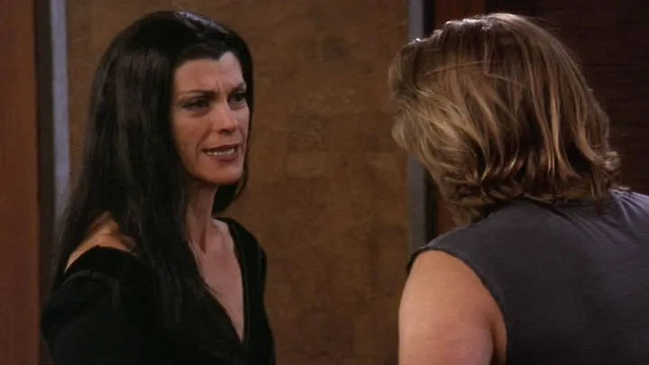 thumbnail - S7:E4 Halloween? Halloween!