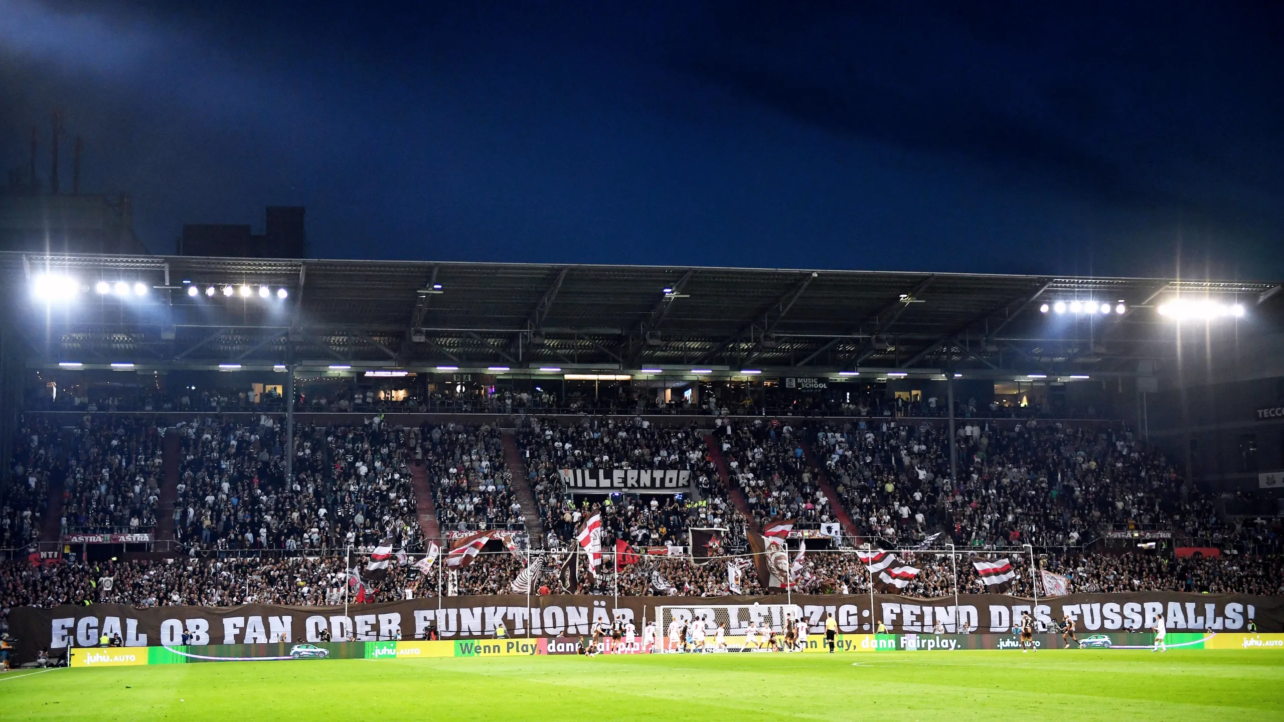 FC St. Pauli vs. 1. FSV Mainz 05