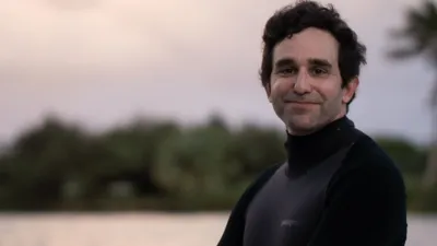 thumbnail - S1:E9 Marine Biologist: David Gruber