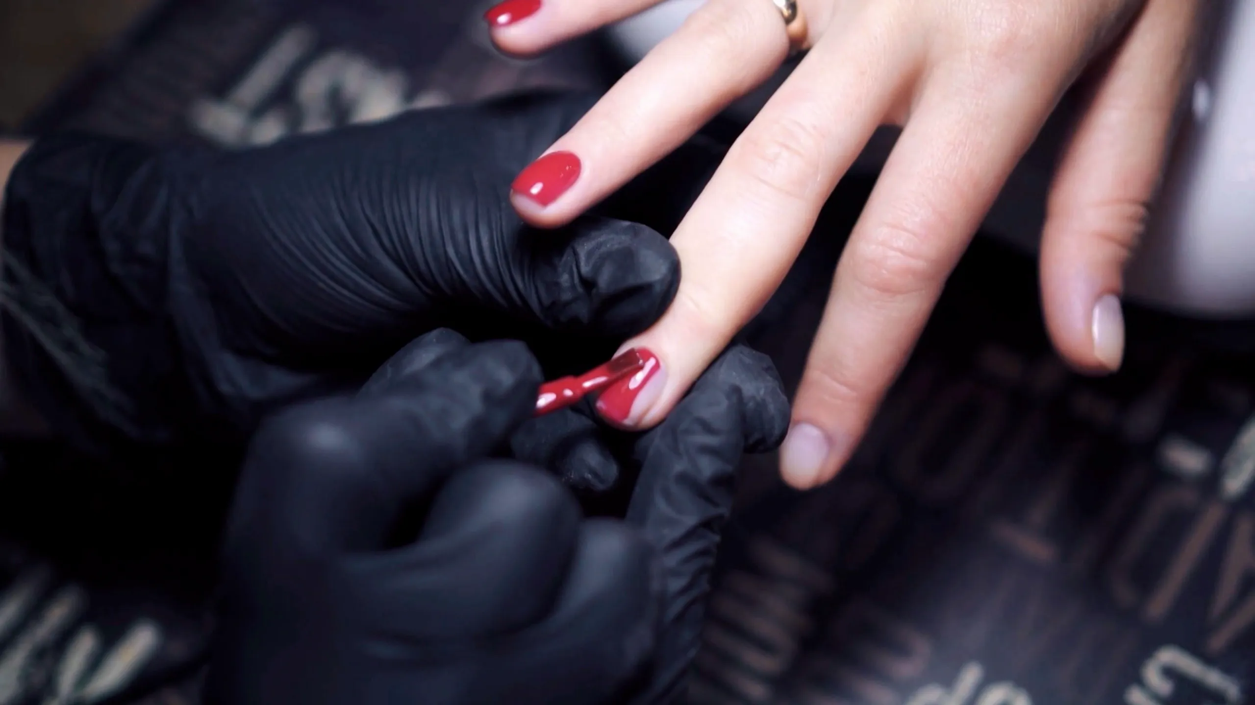 thumbnail - S1:E14 Nail Salon Nightmare