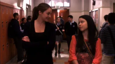 thumbnail - S5:E7 Girlfriends