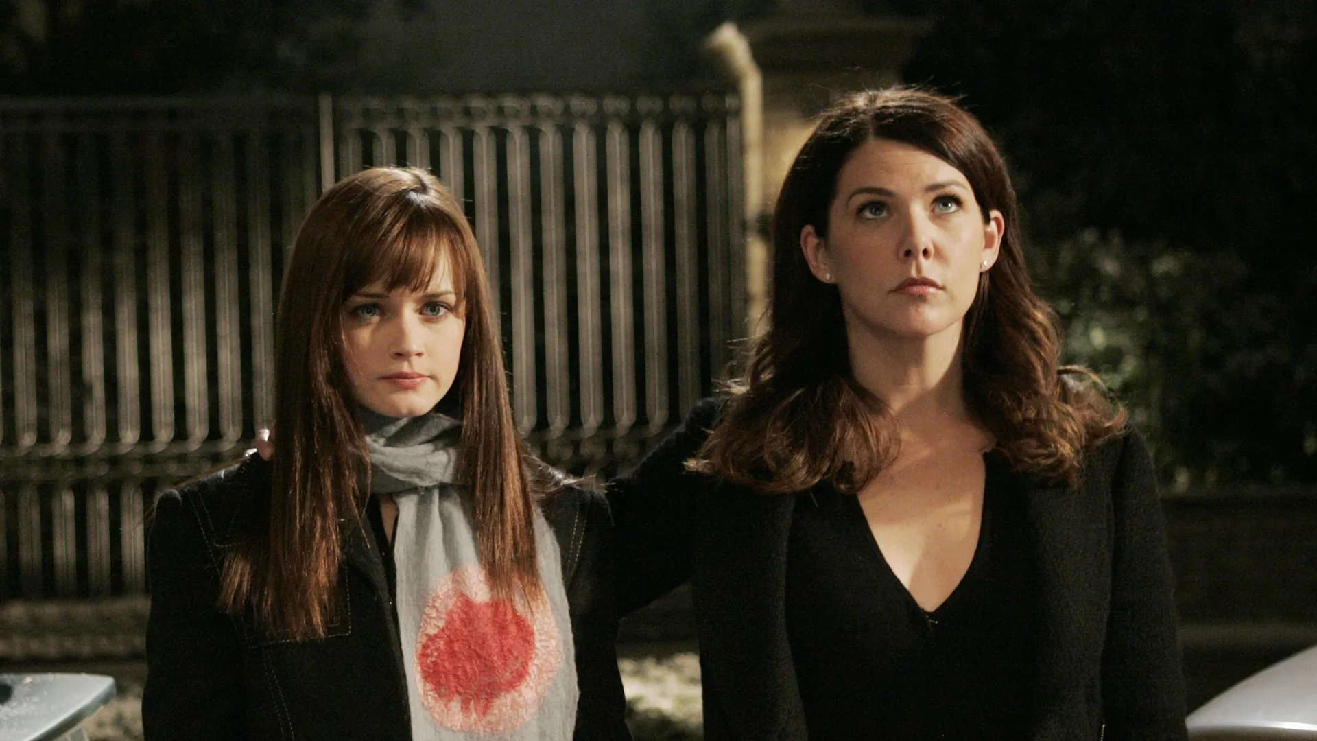 thumbnail - S6:E13 Friday Night's Alright for Fighting