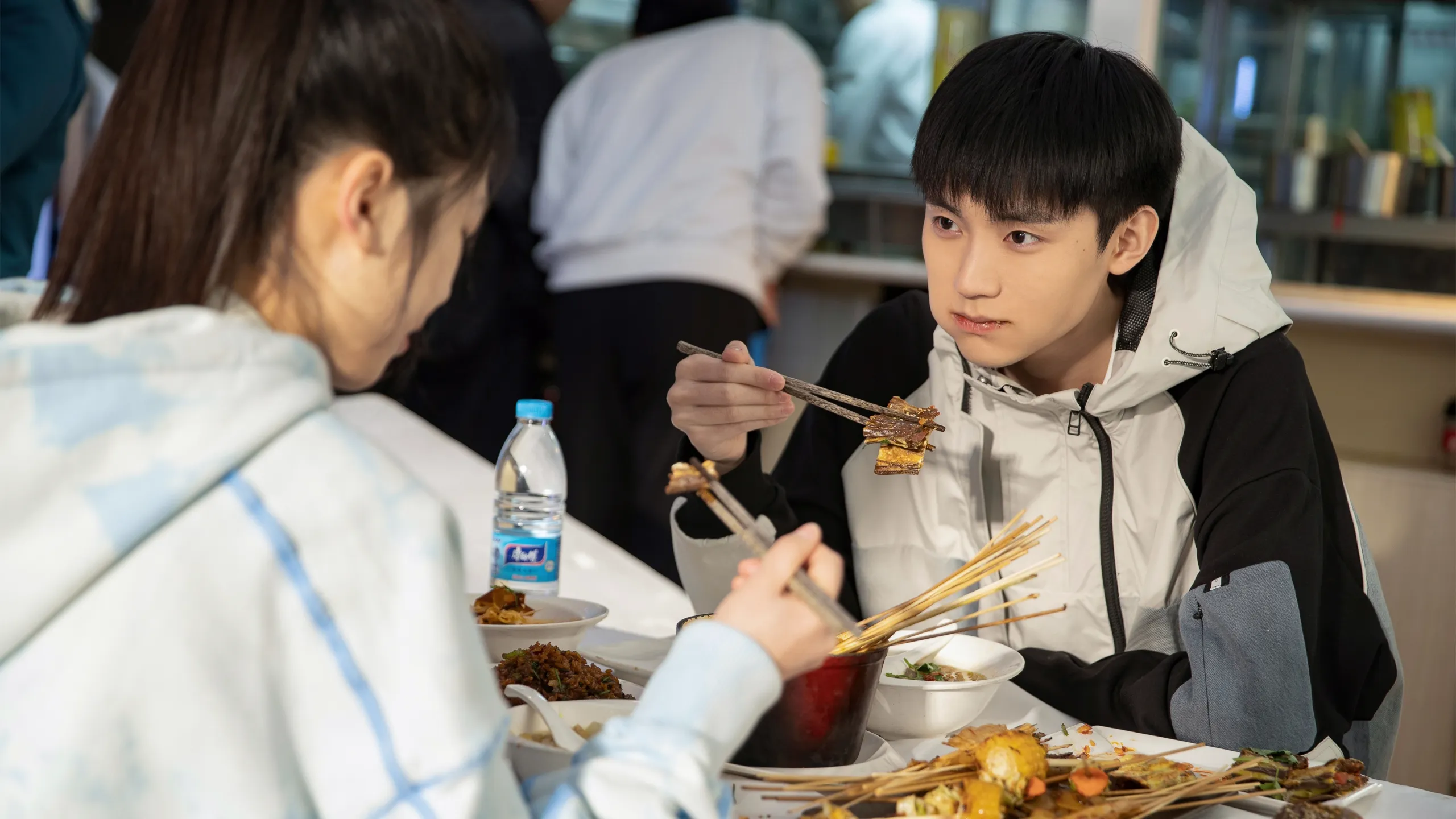 thumbnail - 第 1 季：第 8 集 第八集