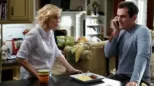 thumbnail - Modern Family S11:E9 Le Dernier Noël