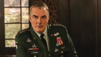 thumbnail - S3:E2 Cockroach