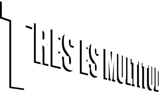 Tres es multitud