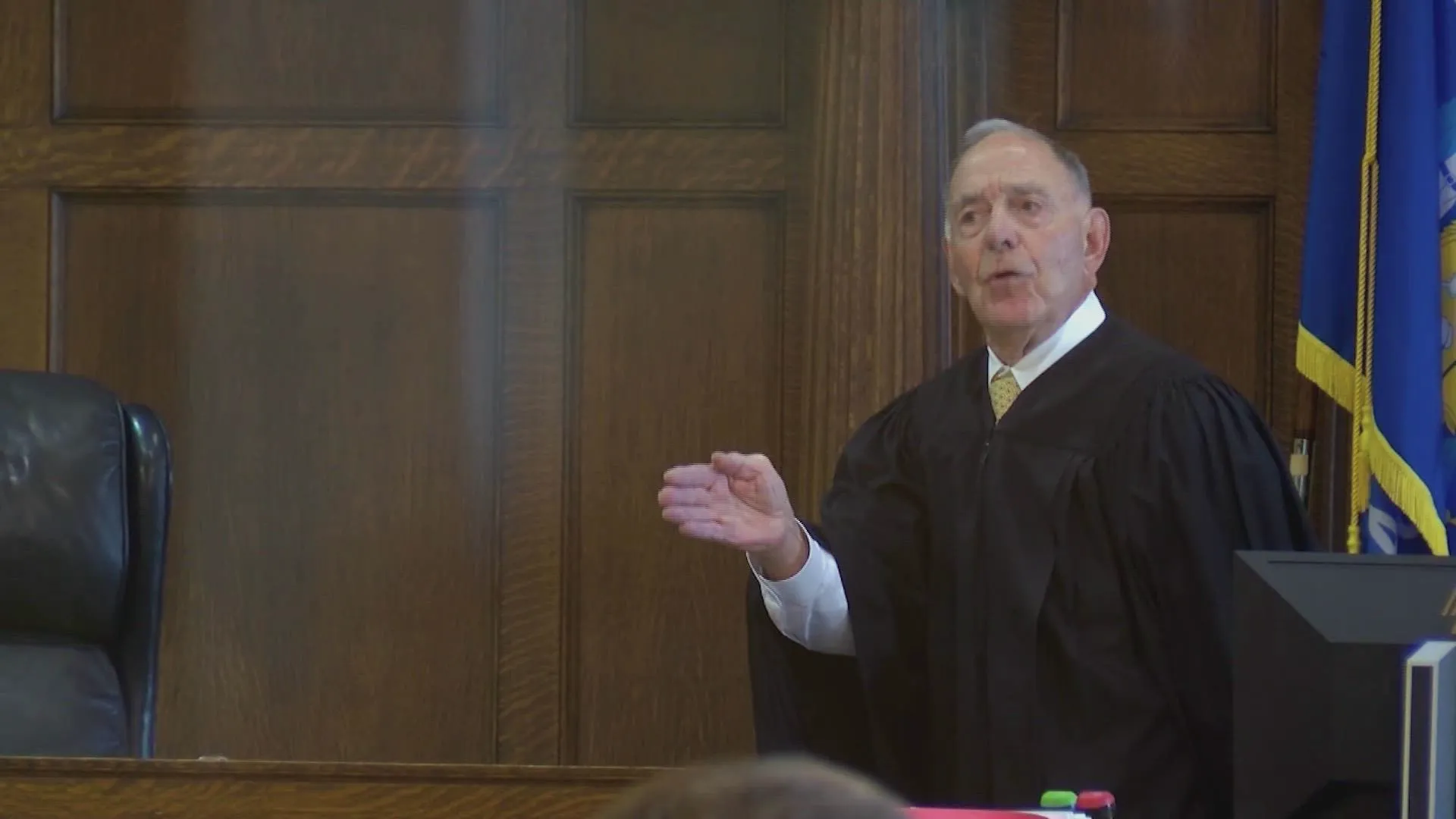 thumbnail - S8:E6 Court Cam - 806