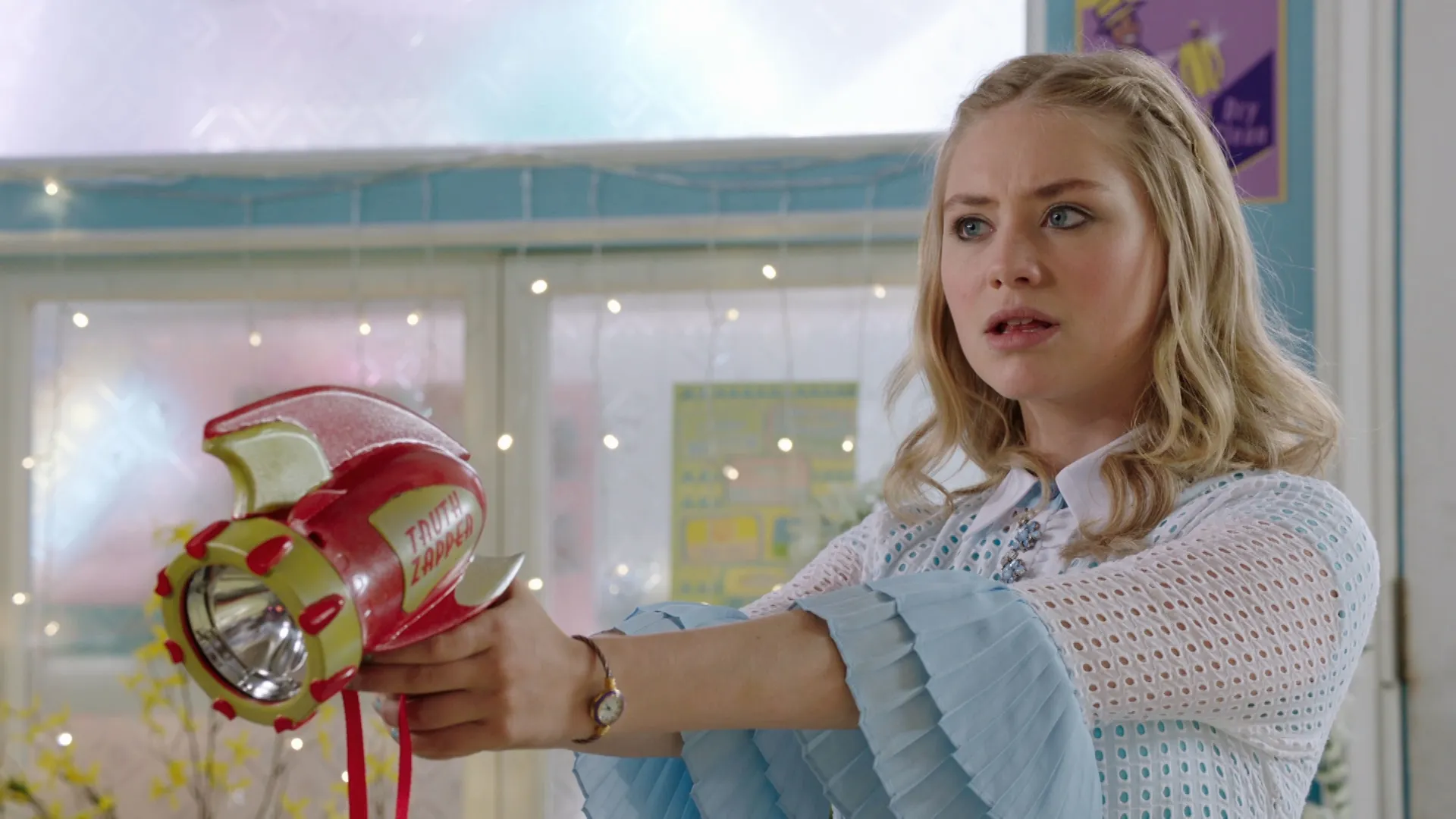 thumbnail - S2:E10 Little White Big Fat Lie