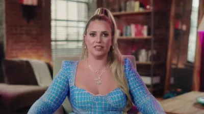 thumbnail - S1:E3 Battle of the Influencers