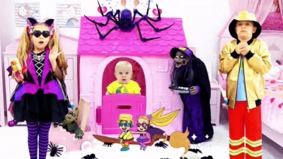 thumbnail - S2:E3 Diana and Roma Save Halloween!