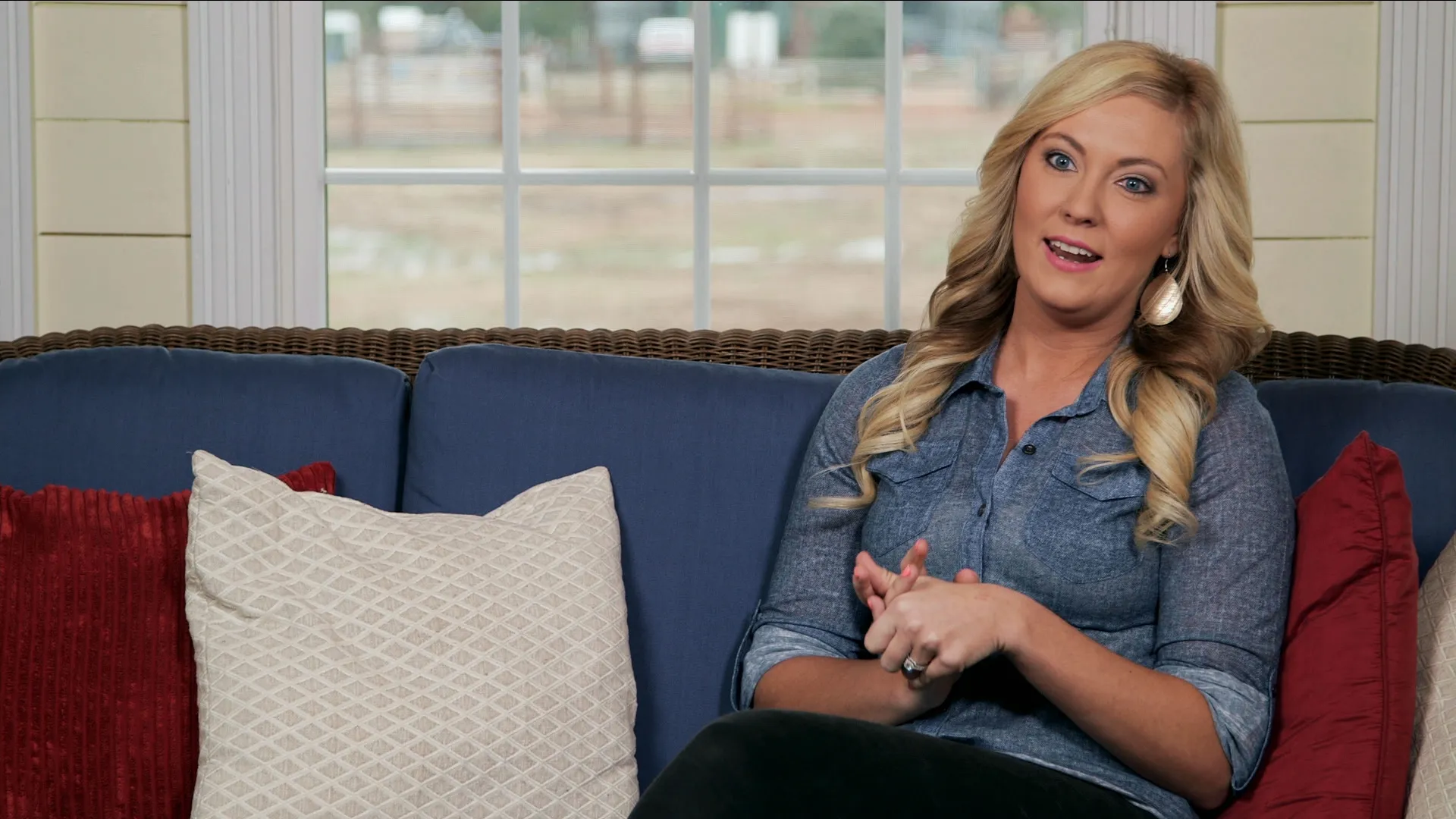 thumbnail - S1:E1 Happily Ever Arranged?