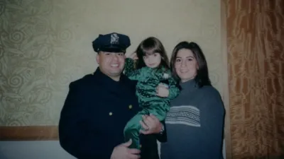 thumbnail - S1:E6 It's All Gone, Kid