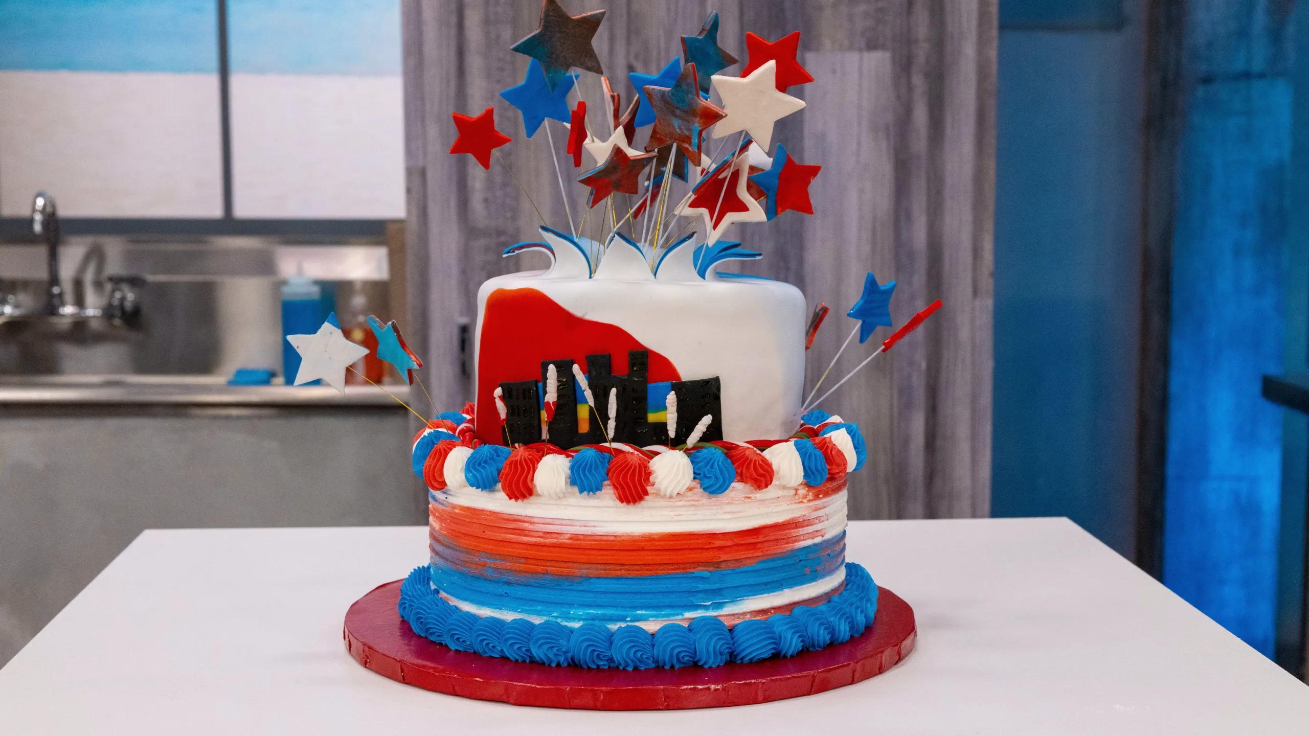 thumbnail - S2:E8 Big Apple Fireworks