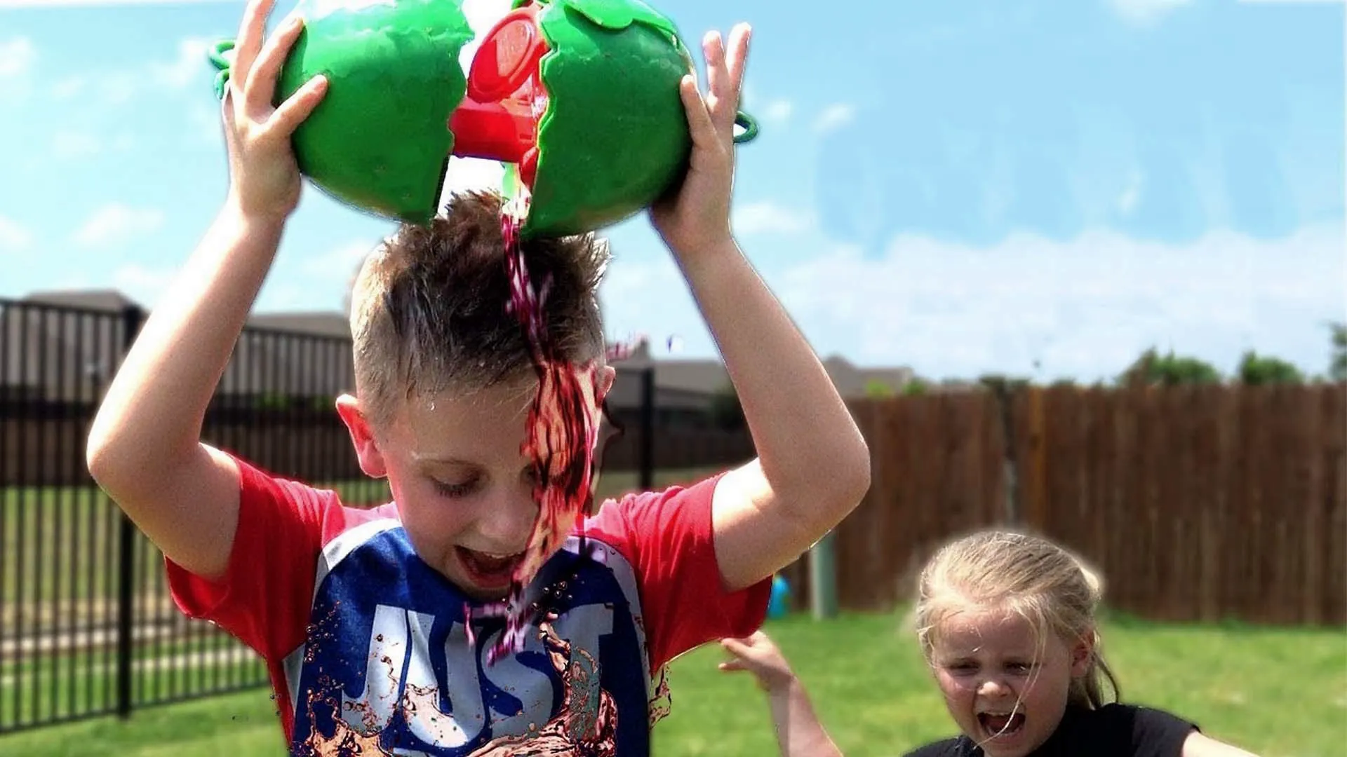thumbnail - S1:E8 Backyard Battles With KidCity!