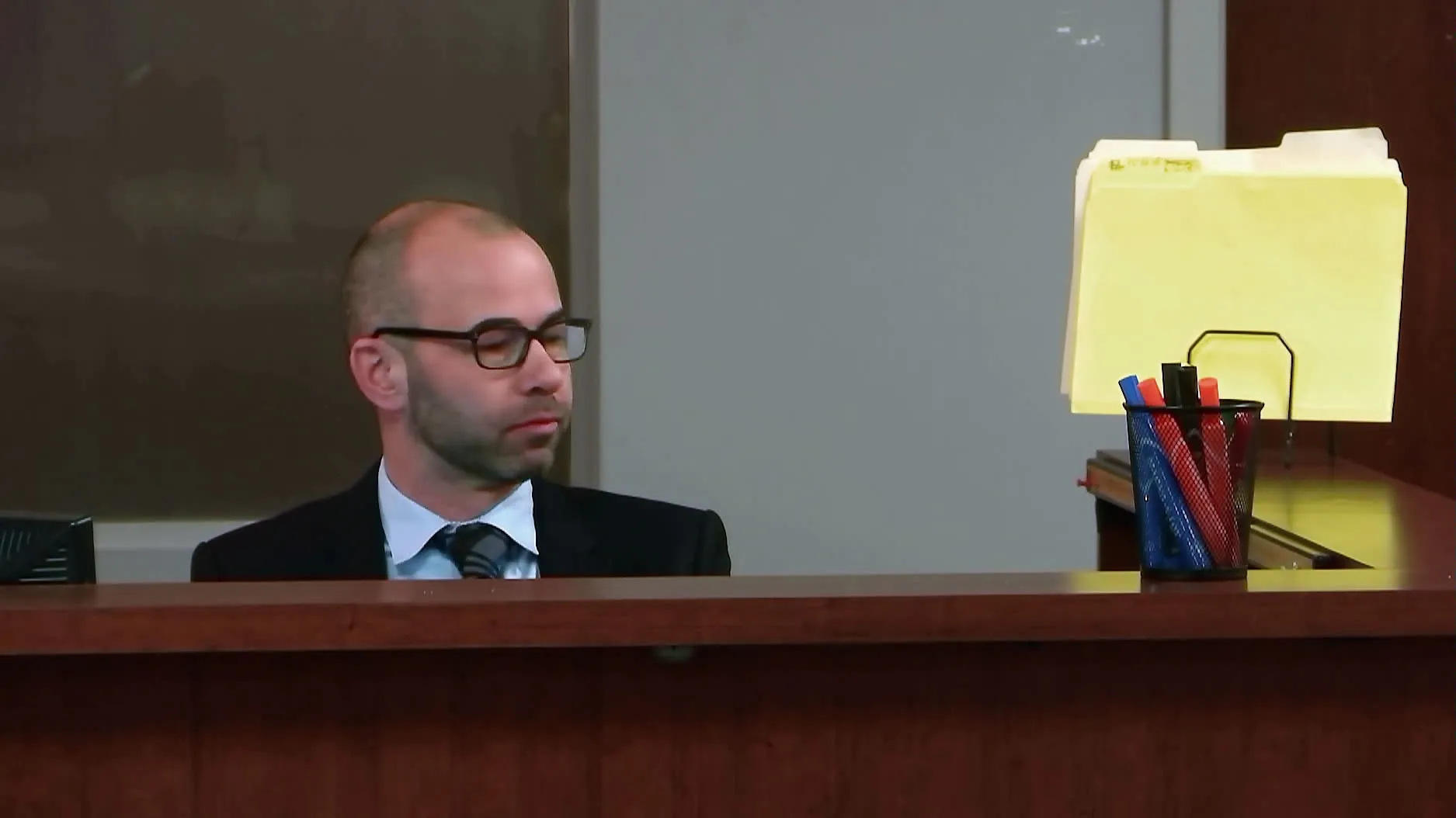 thumbnail - S8:E3 Tipping Point