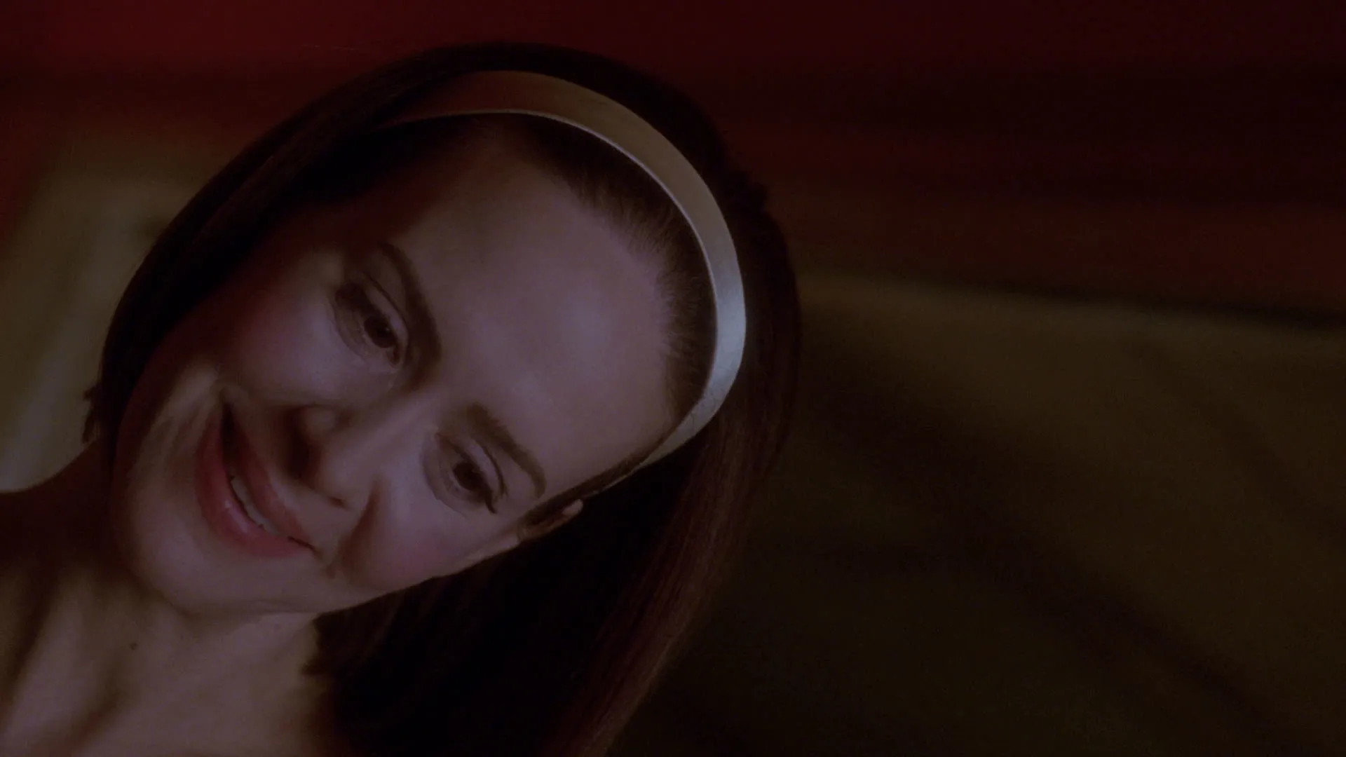 thumbnail - S4:E11 Freak Show: Magical Thinking
