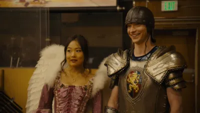 thumbnail - S1:E4 Girlfriends