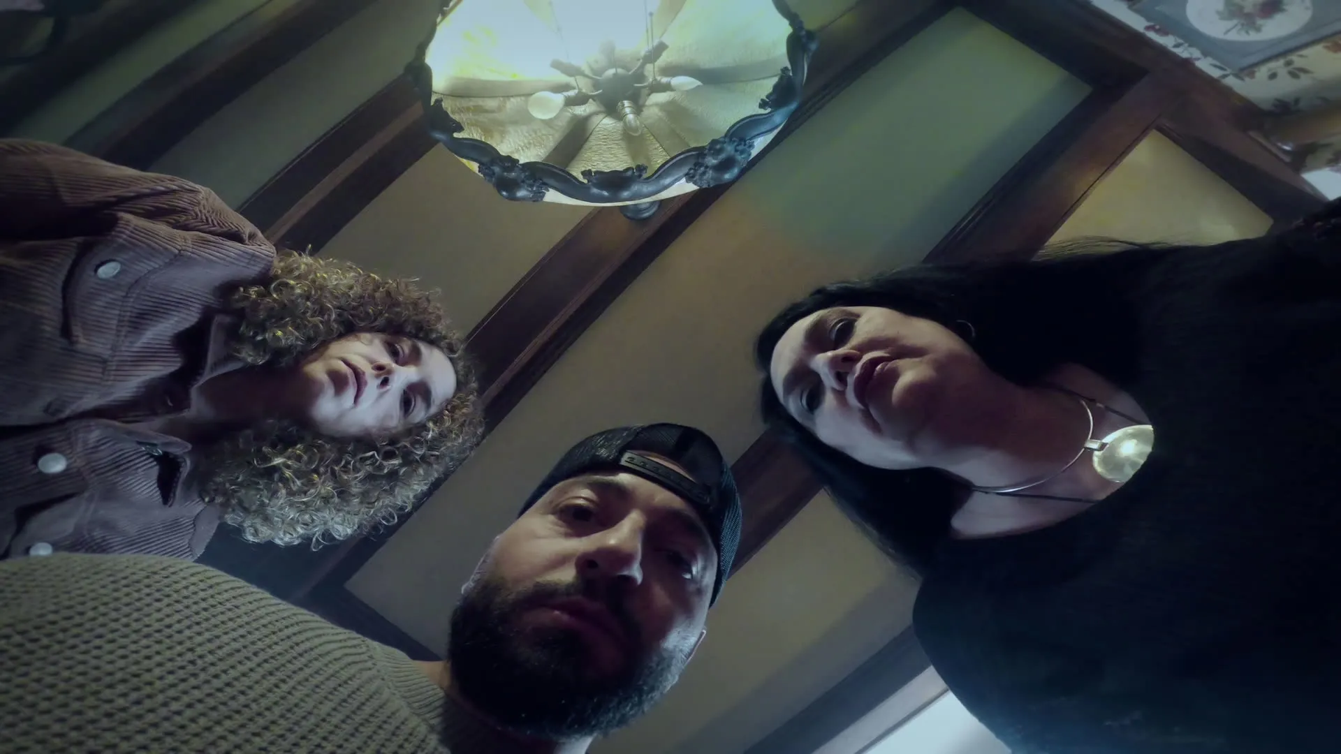 thumbnail - S1:E4 Salem, Massachusetts
