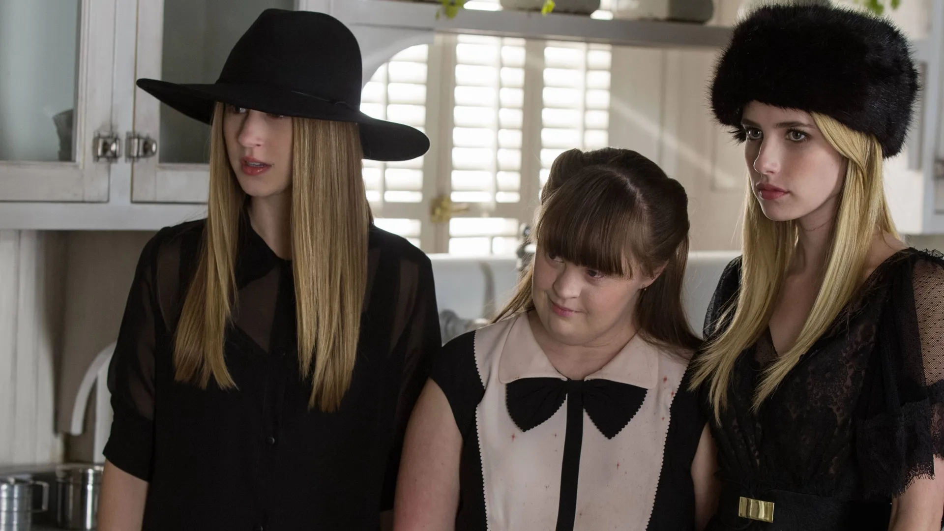 thumbnail - S3:E9 Coven: Head