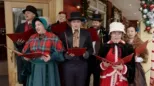 thumbnail - Gabby Duran, De Alien Babysitter S1:E8 Het is Kerst, Gabby Duran!