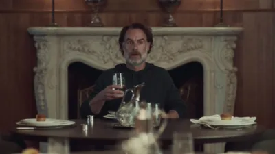 thumbnail - S2:E2 The Crabapple Clubhouse