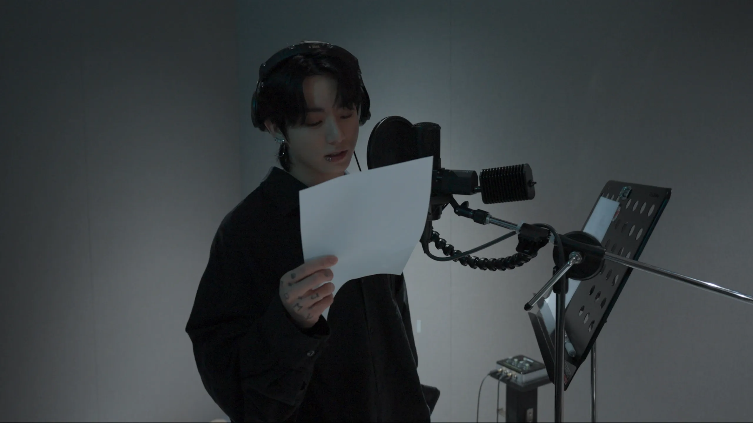 thumbnail - S1:E2 Via