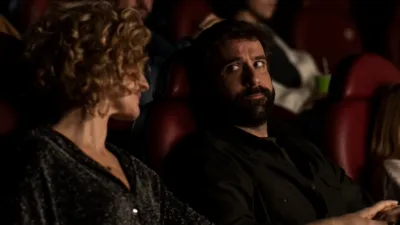 thumbnail - S1:E6 Dating