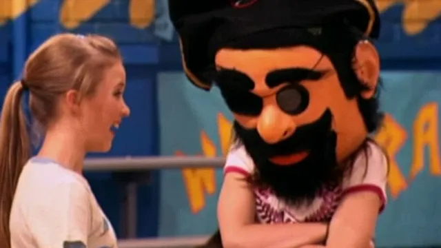 thumbnail - S1:E8 Mascot Love