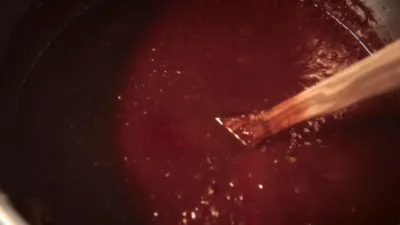 thumbnail - S4:E1 Groundhogs