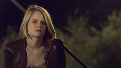 thumbnail - S6:E1 Fate's Right Hand