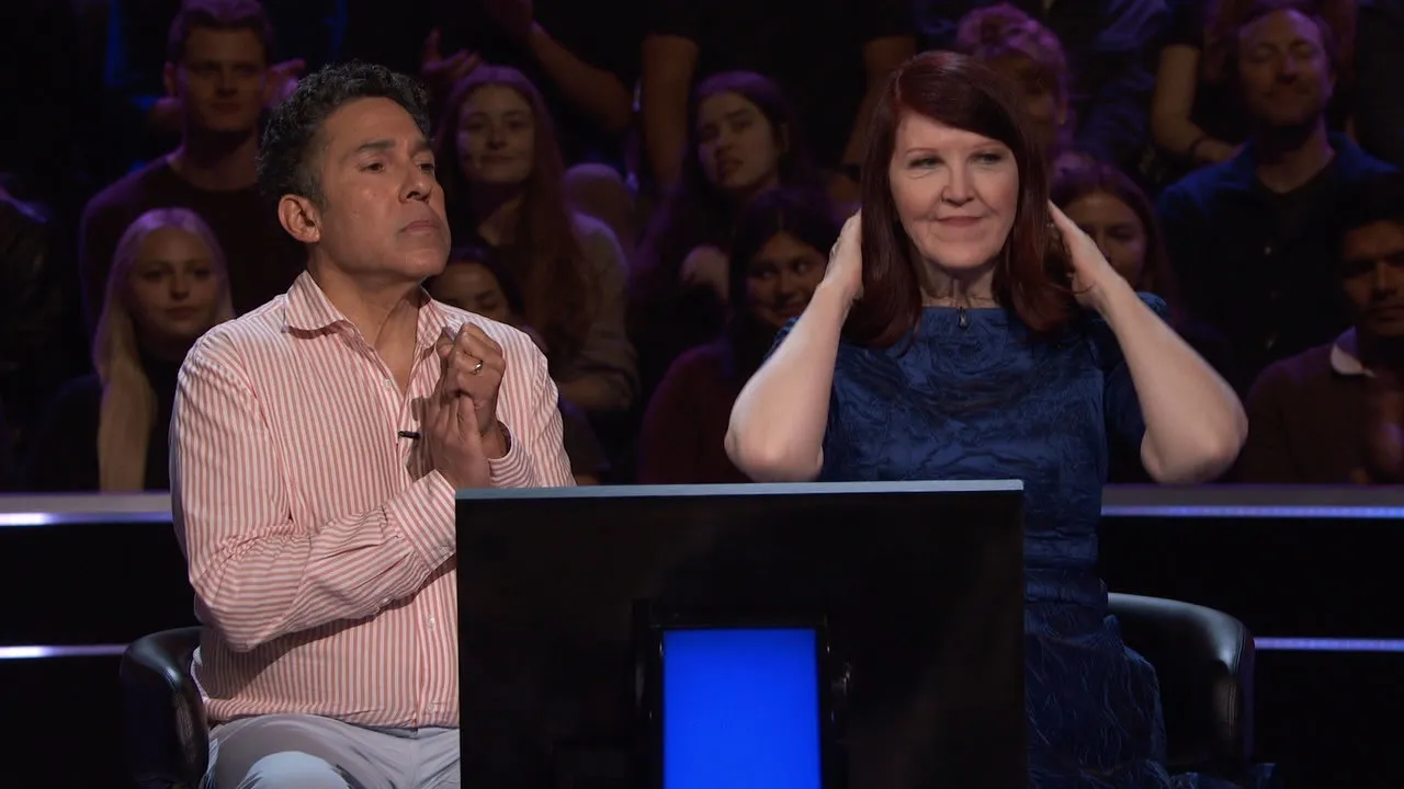 thumbnail - S4:E8 In the Hot Seat: Sarah Silverman & Marc Maron; Oscar Nuñez & Kate Flannery